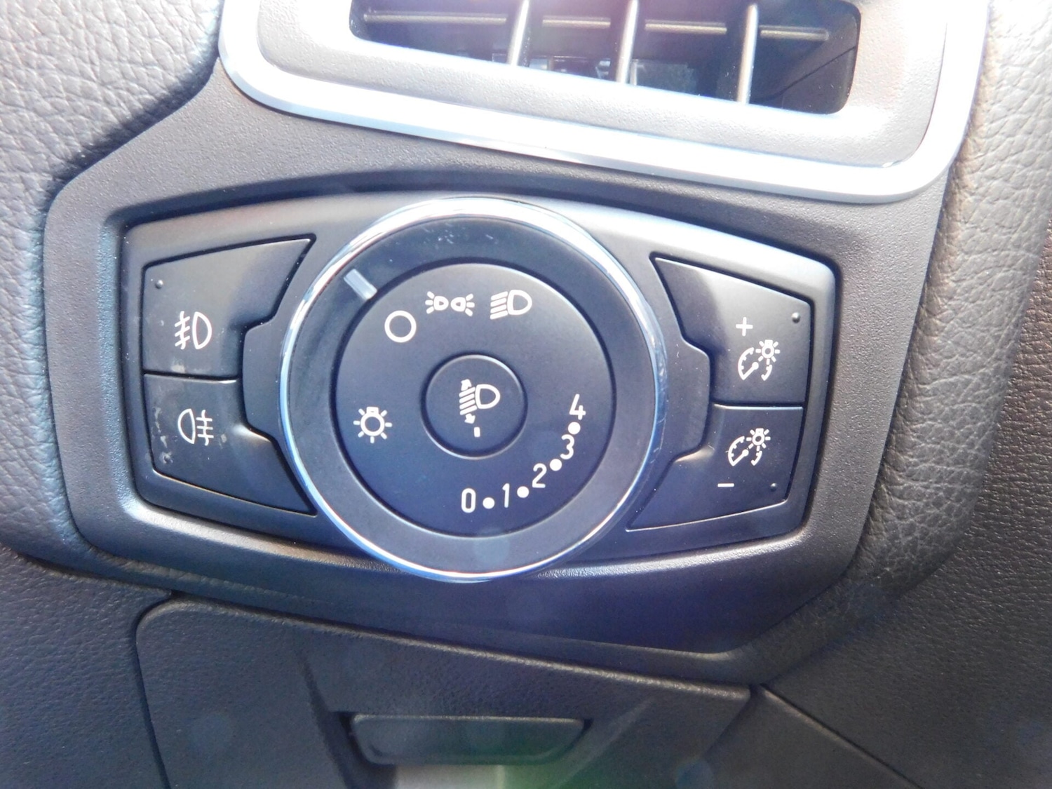 Used Ford Focus 2013 for sale - 77432719: Photo 9