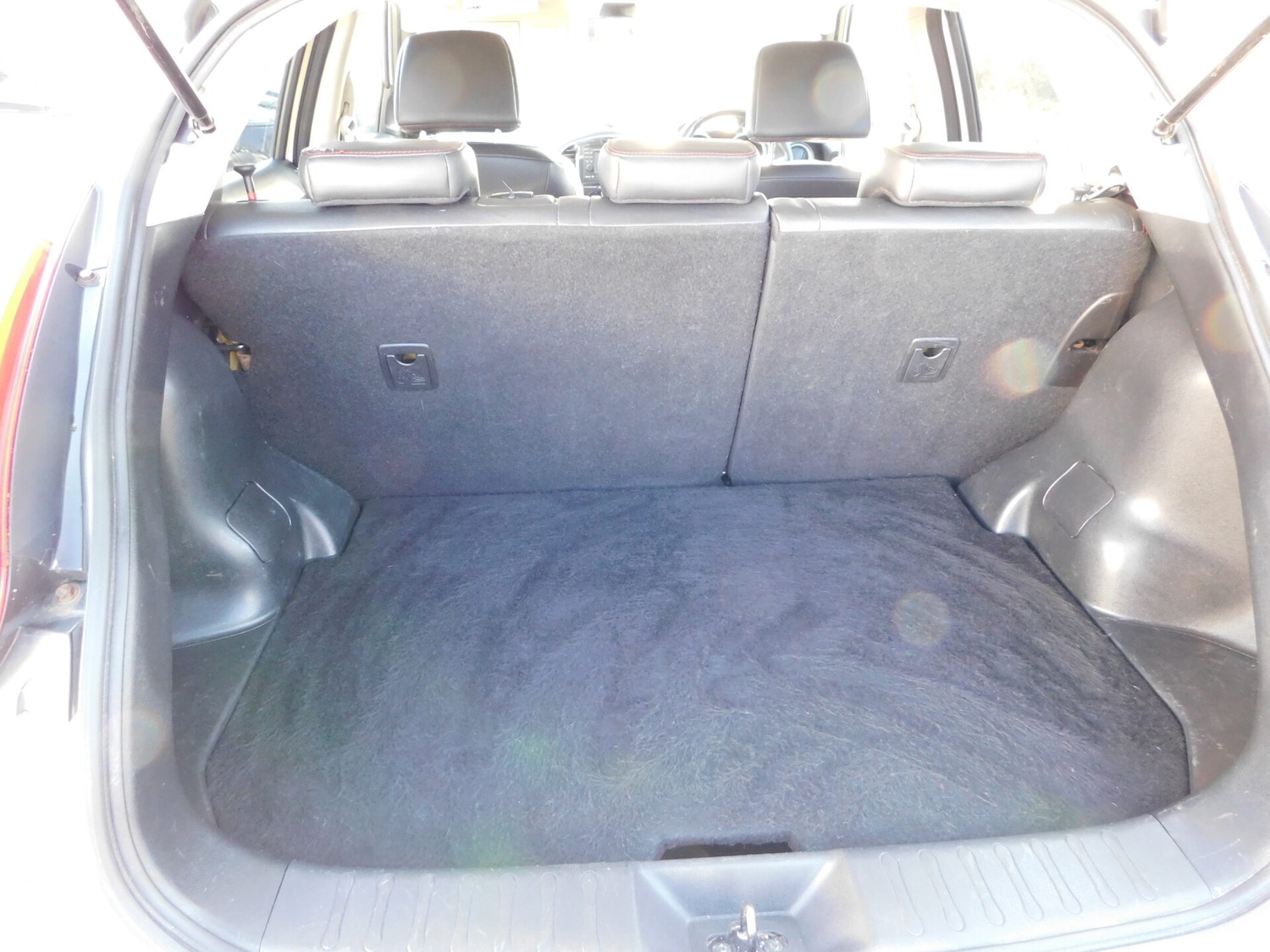 Used Nissan Juke 2011 for sale - 77947201: Photo 16