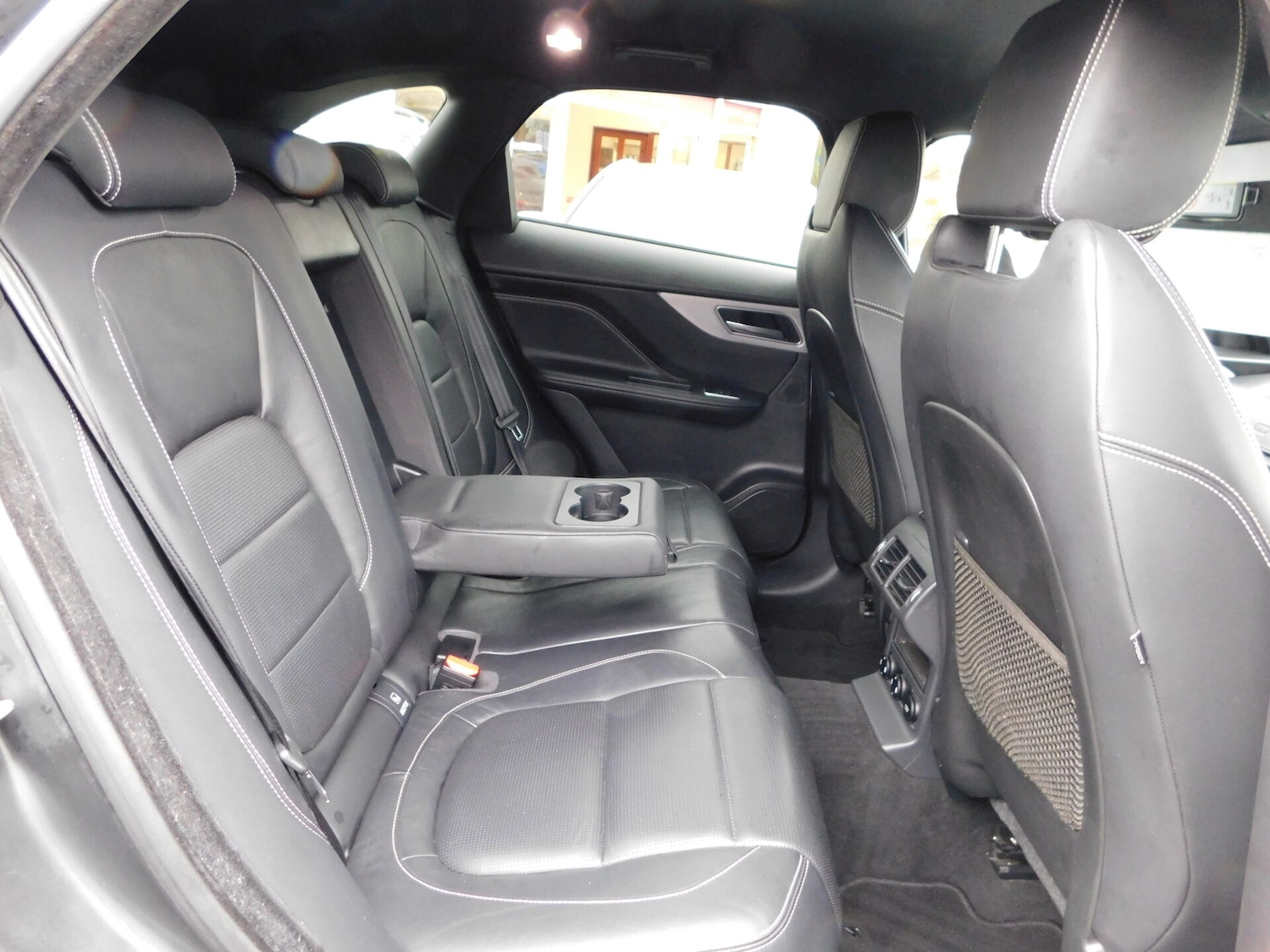 Used Jaguar F-Pace 2017 for sale - 77392654: Photo 8