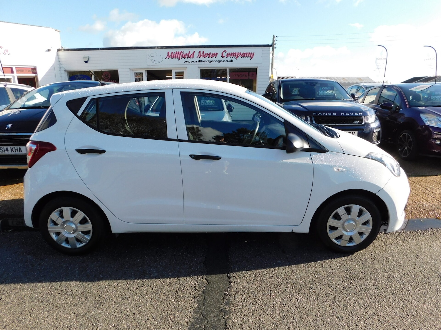 Used Hyundai i10 2016 for sale - 76444683: Photo 2