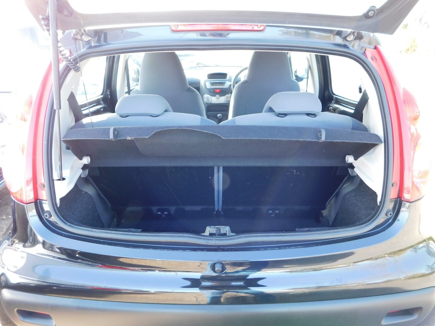 Used Peugeot 107 2008 for sale - 77663570: Photo 13