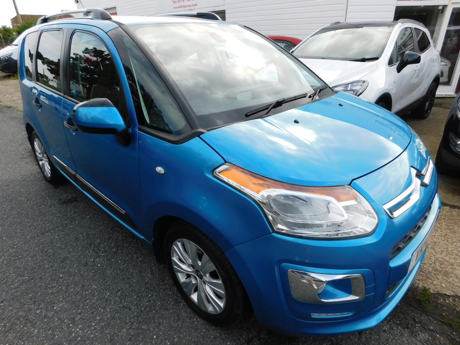 Vehicle 1