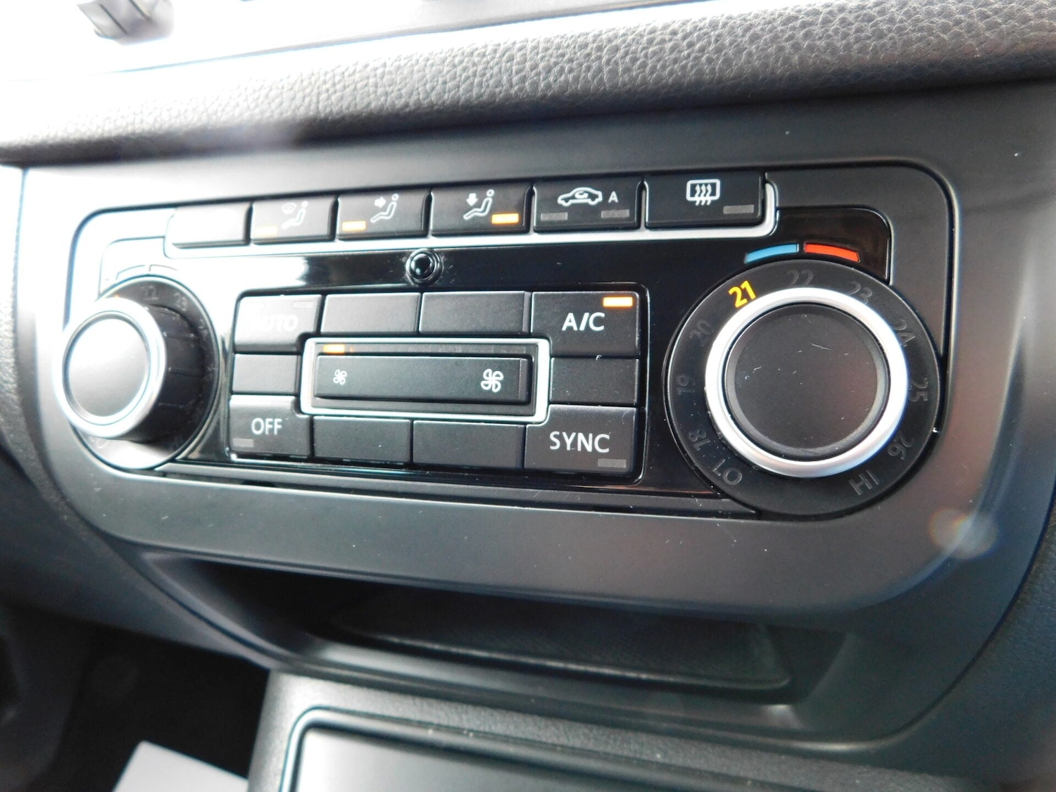 Used Volkswagen Tiguan 2014 for sale - 77744433: Photo 11