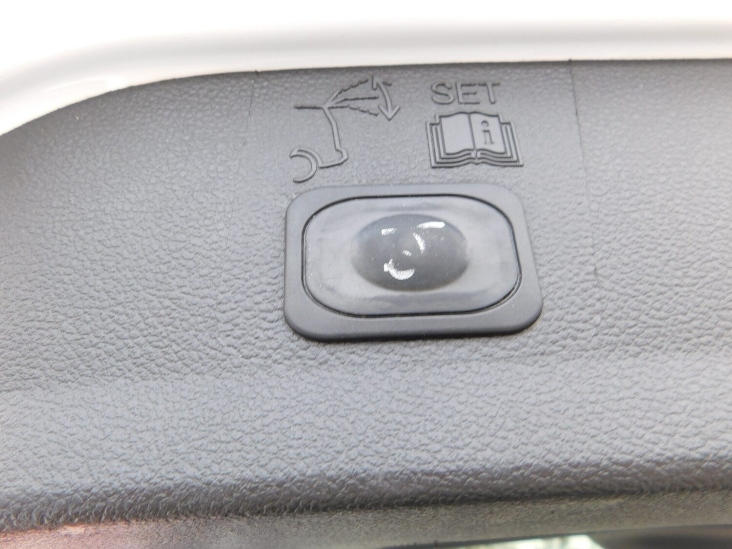 Used Ford Kuga 2015 for sale - 77878833: Photo 25