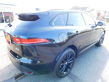 Used Jaguar F-Pace 2016 for sale - 77818157: Photo