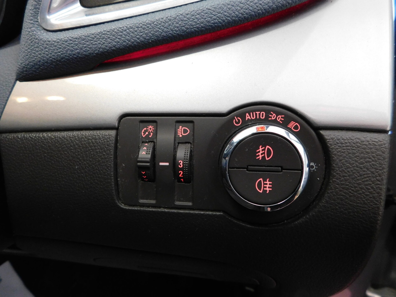 Used Vauxhall Mokka 2012 for sale - 76368776: Photo 10