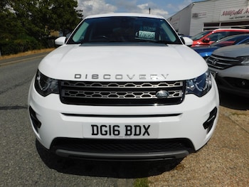 Used Land Rover Discovery Sport 2016 for sale - 79382466: Photo
