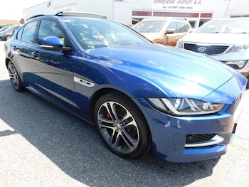 Used Jaguar XE 2015 for sale - 79342699: Photo