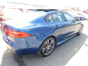 Used Jaguar XE 2015 for sale - 79342699: Photo