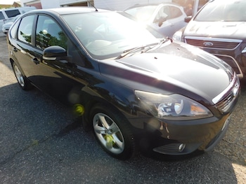Used Ford Focus 2010 for sale - 75583139: Photo