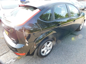 Used Ford Focus 2010 for sale - 75583139: Photo