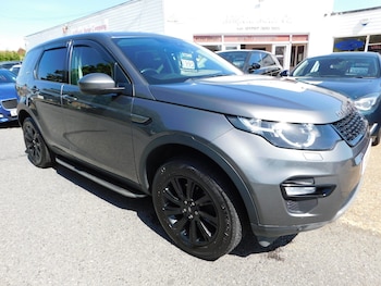 Used Land Rover Discovery Sport 2016 for sale - 78655884: Photo