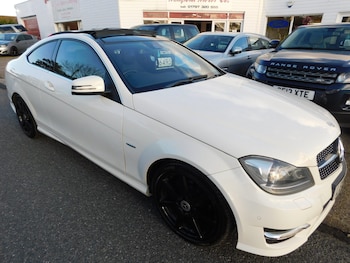 Used Mercedes-Benz C Class 2012 for sale - 77555950: Photo