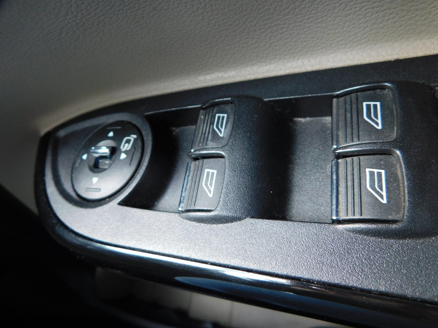 Used Ford B-MAX 2013 for sale - 77651580: Photo 17