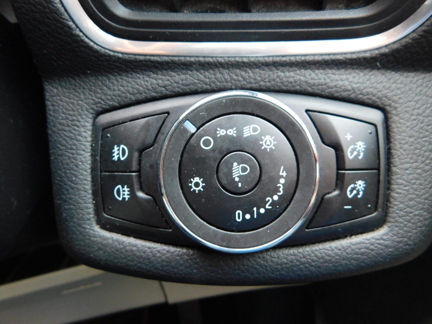 Used Ford B-MAX 2013 for sale - 77651580: Photo 18