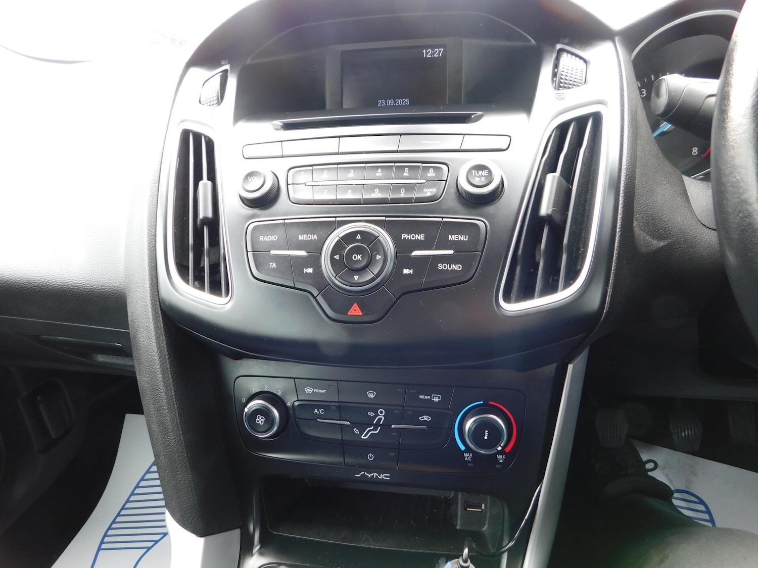 Used Ford Focus 2015 for sale - 76037365: Photo 11