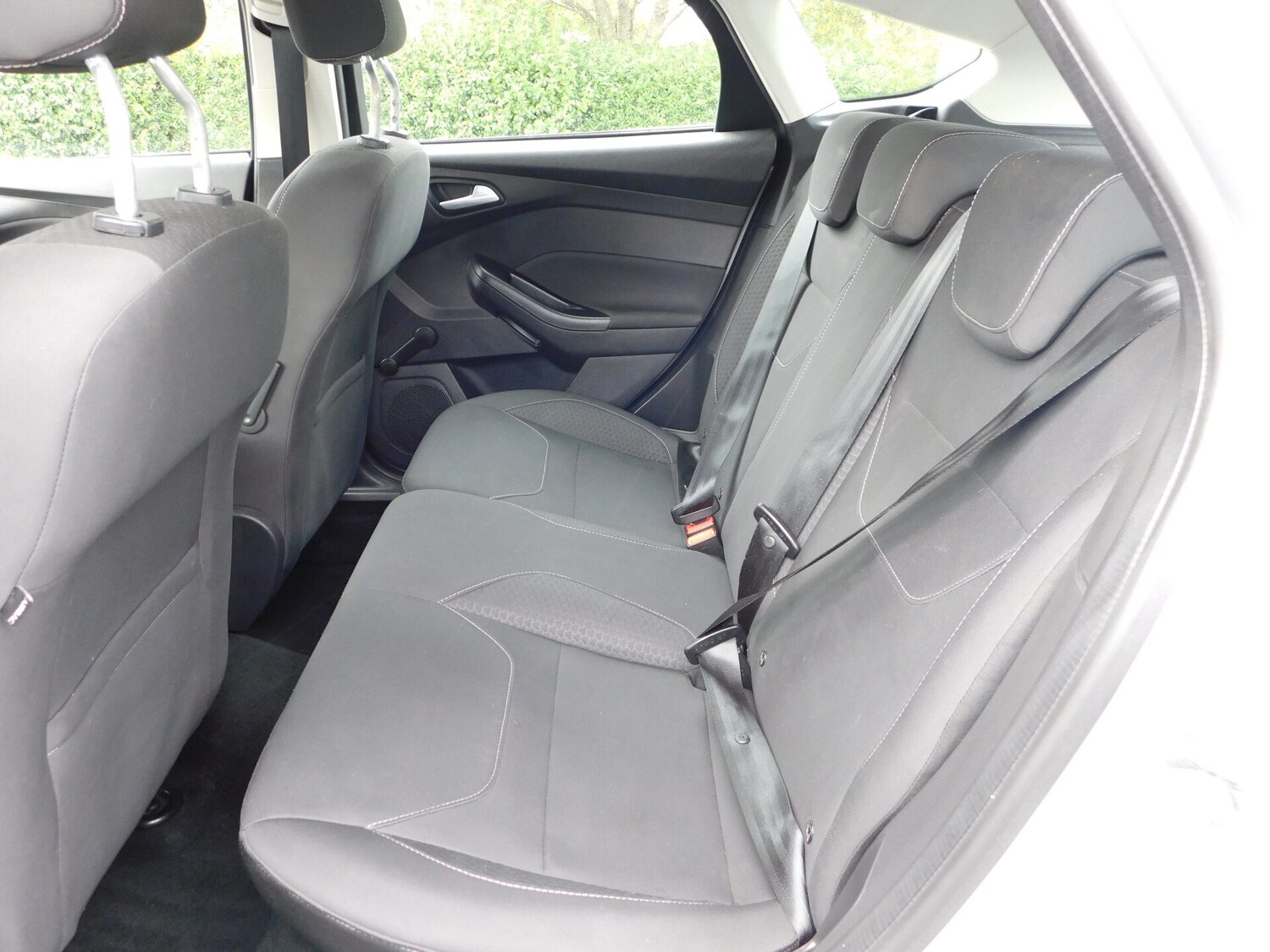 Used Ford Focus 2015 for sale - 76037365: Photo 9