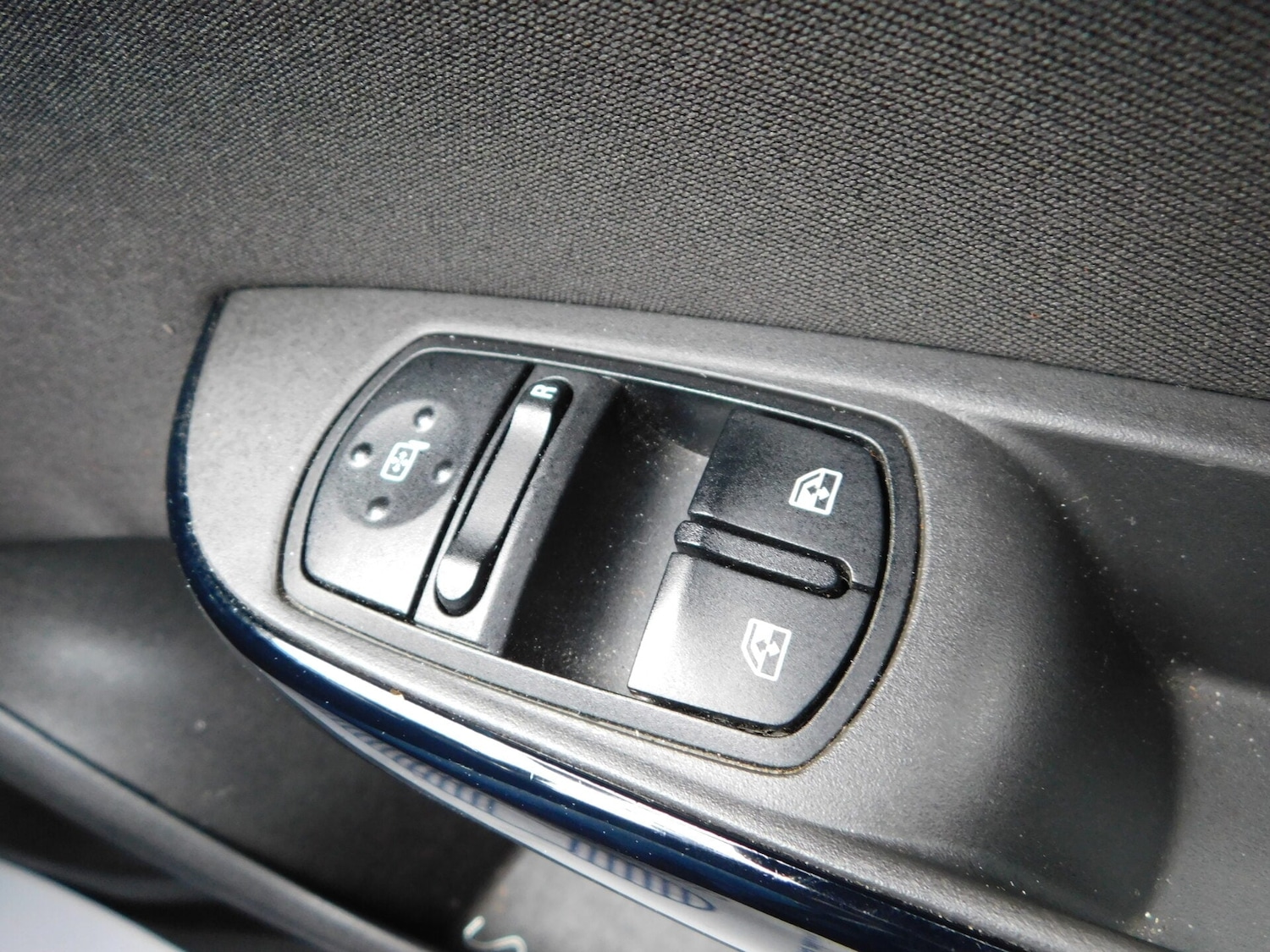 Used Vauxhall Corsa 2016 for sale - 78095686: Photo 13