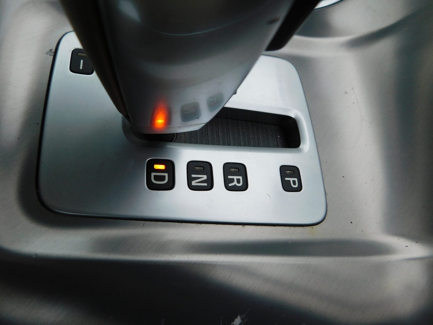 Used Volvo V70 2012 for sale - 77689400: Photo 11