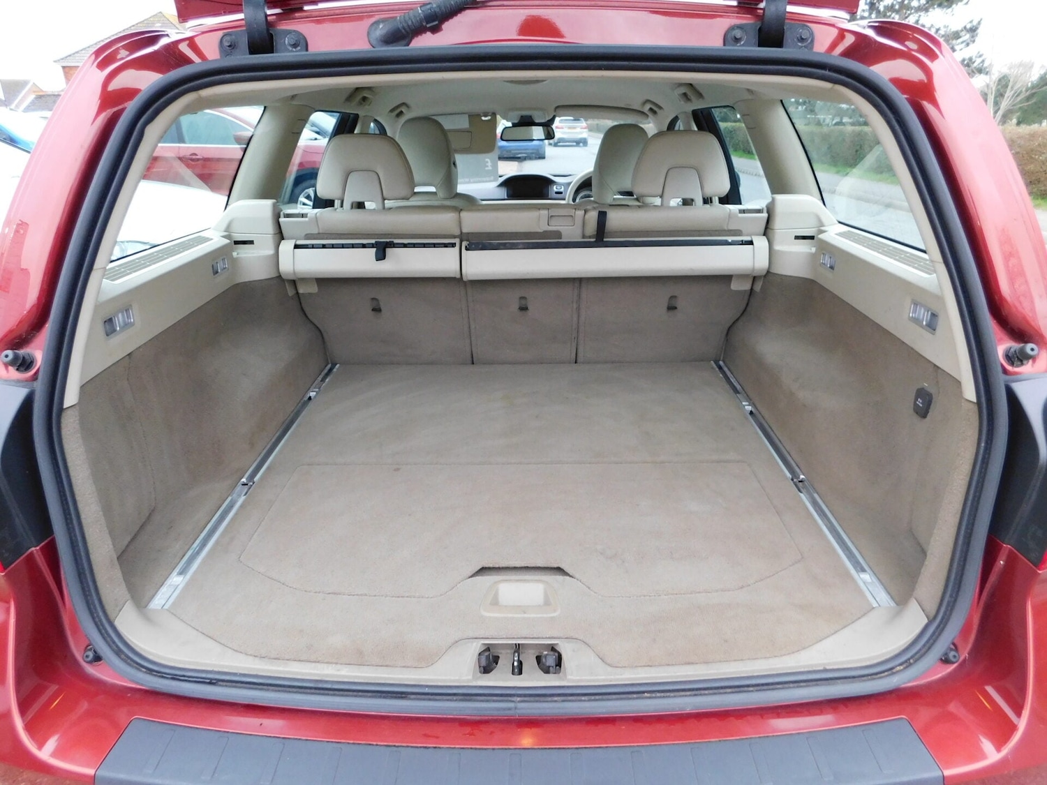 Used Volvo V70 2012 for sale - 77689400: Photo 13