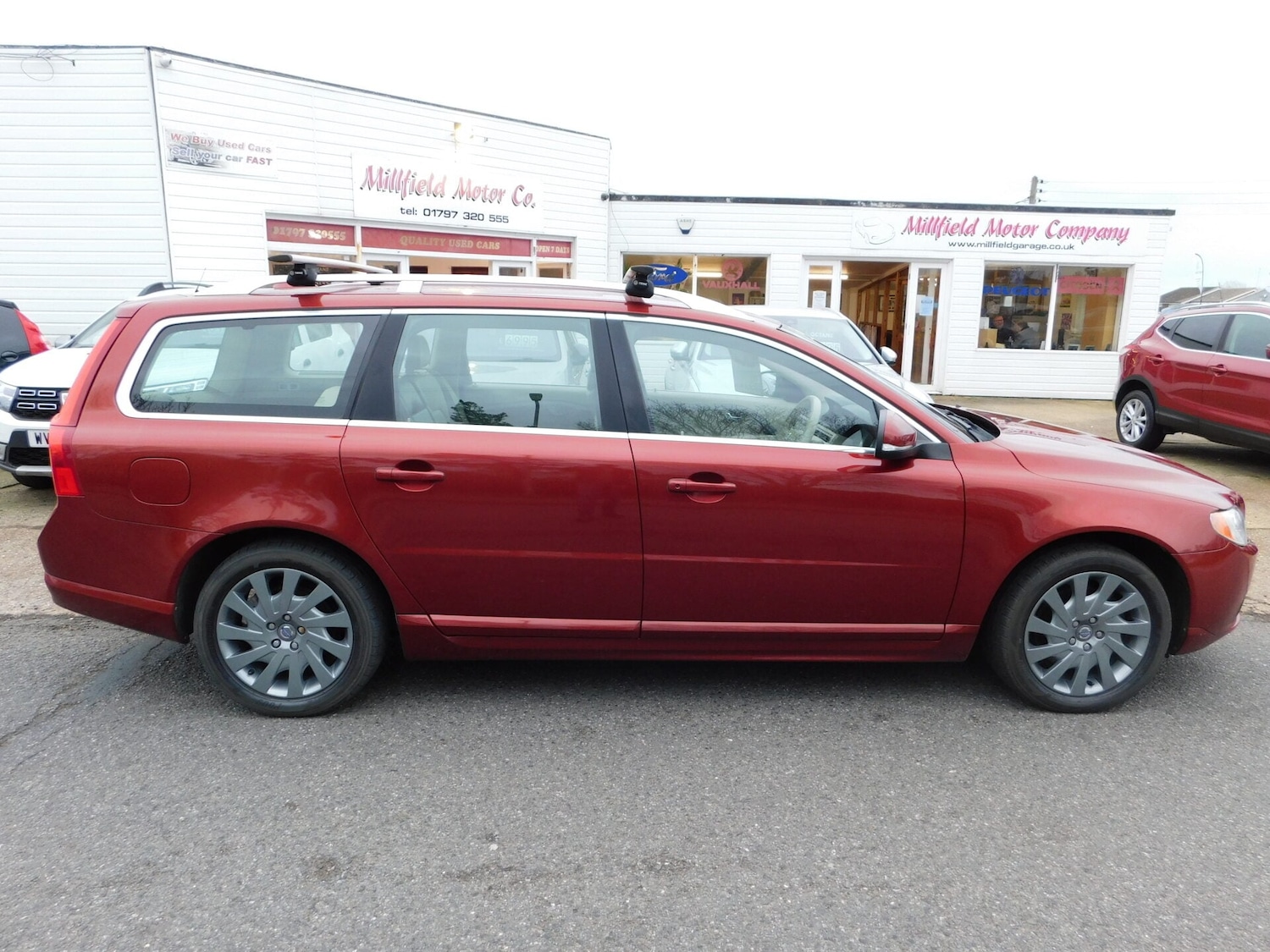 Used Volvo V70 2012 for sale - 77689400: Photo 2