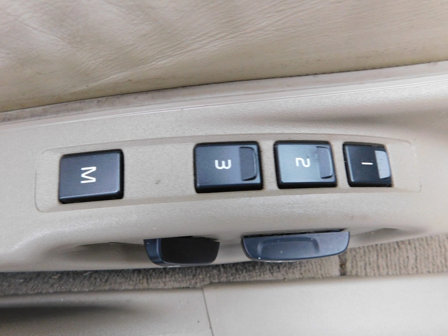 Used Volvo V70 2012 for sale - 77689400: Photo 20