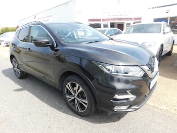 Used Nissan Qashqai 2017 for sale - 78284501: Photo