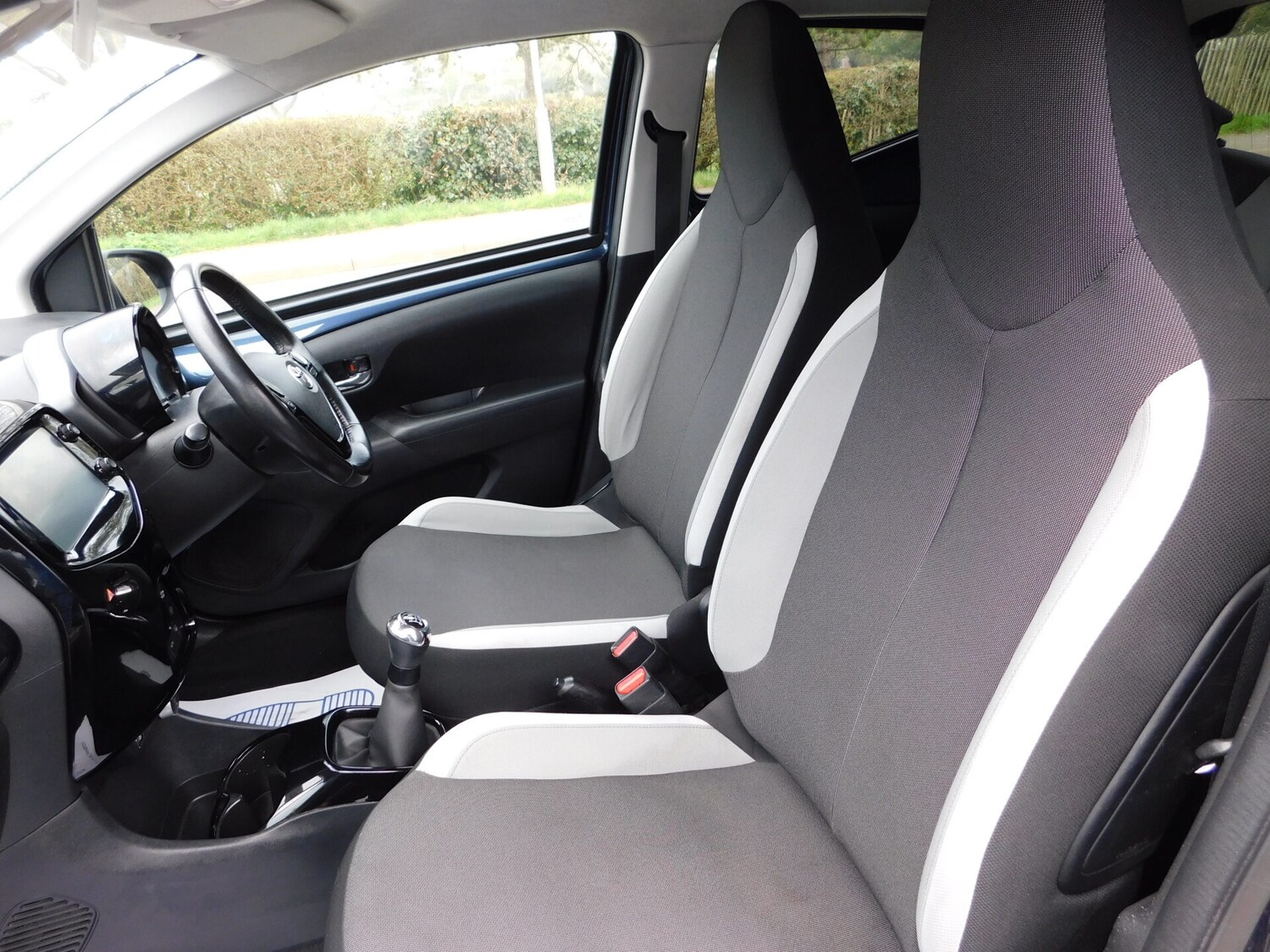 Used Toyota AYGO 2017 for sale - 77742662: Photo 8