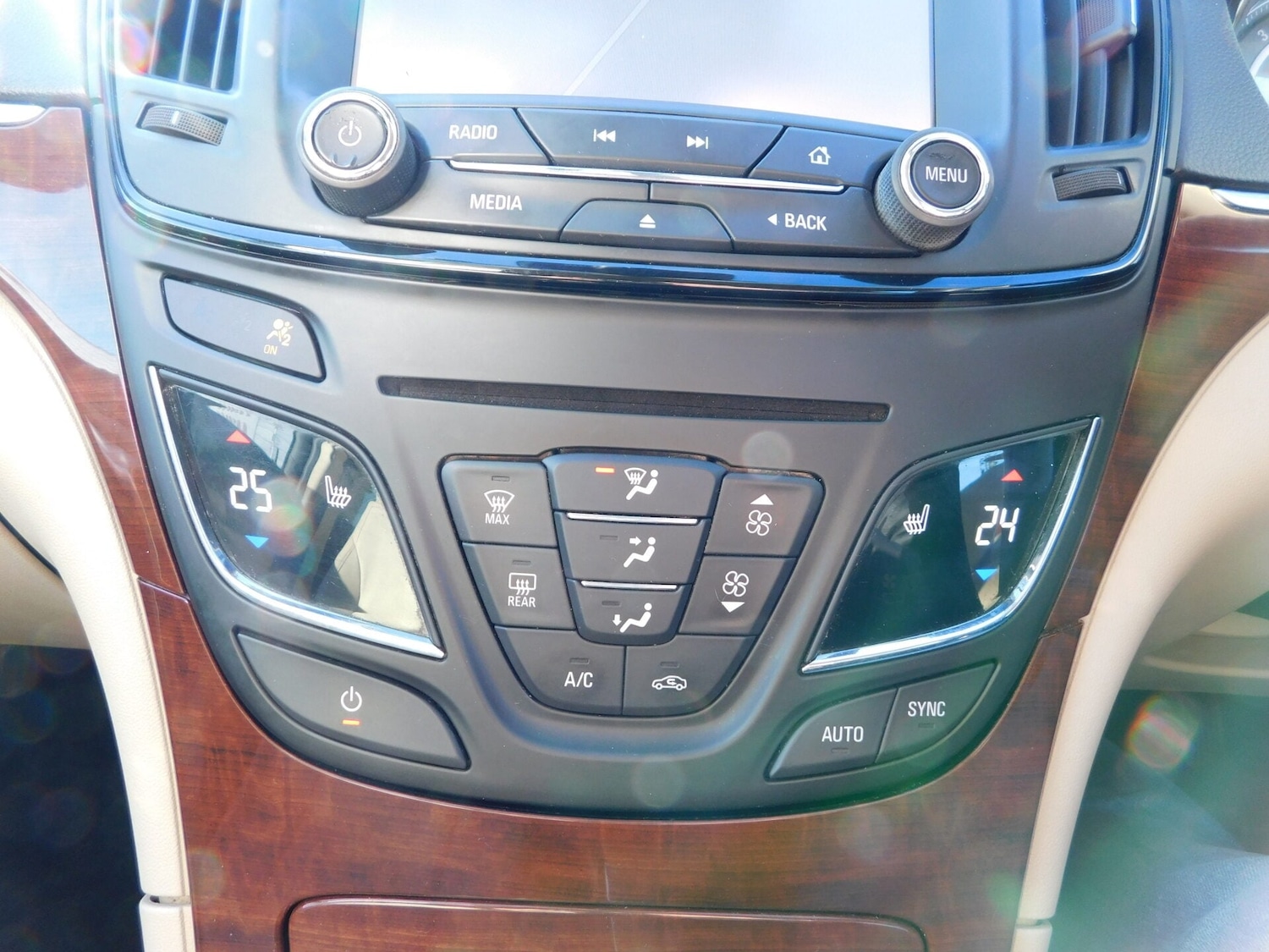 Used Vauxhall Insignia 2014 for sale - 77094524: Photo 18