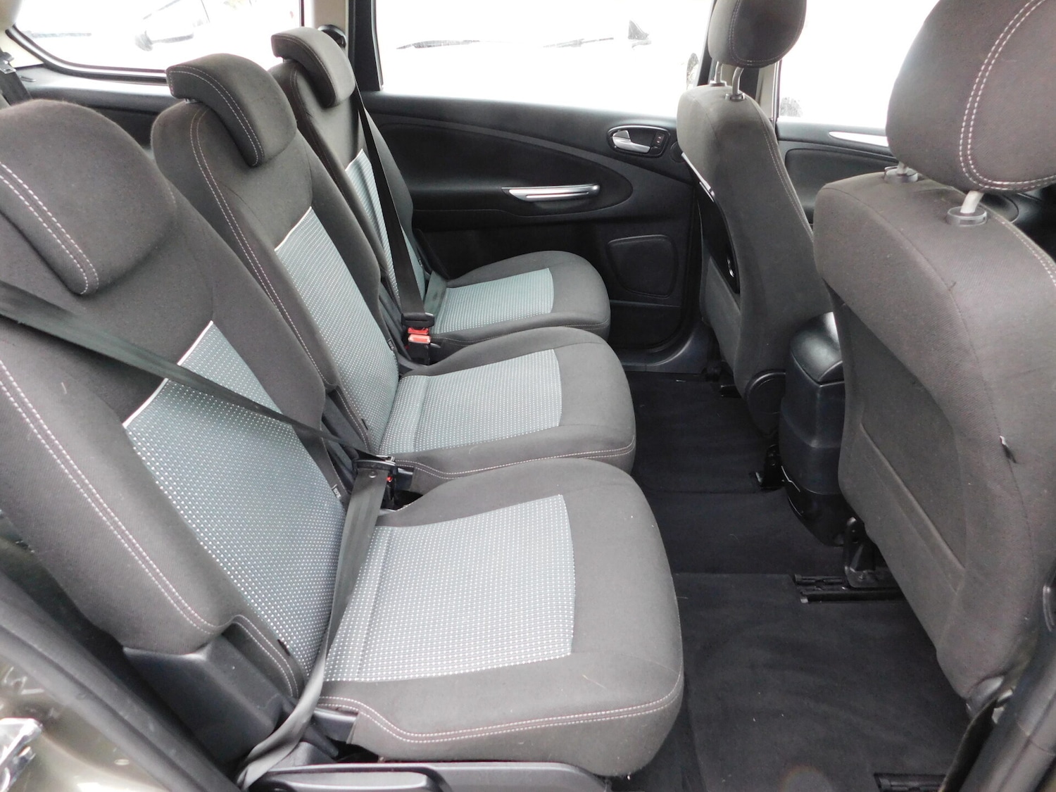 Used Ford Galaxy 2013 for sale - 76594563: Photo 8