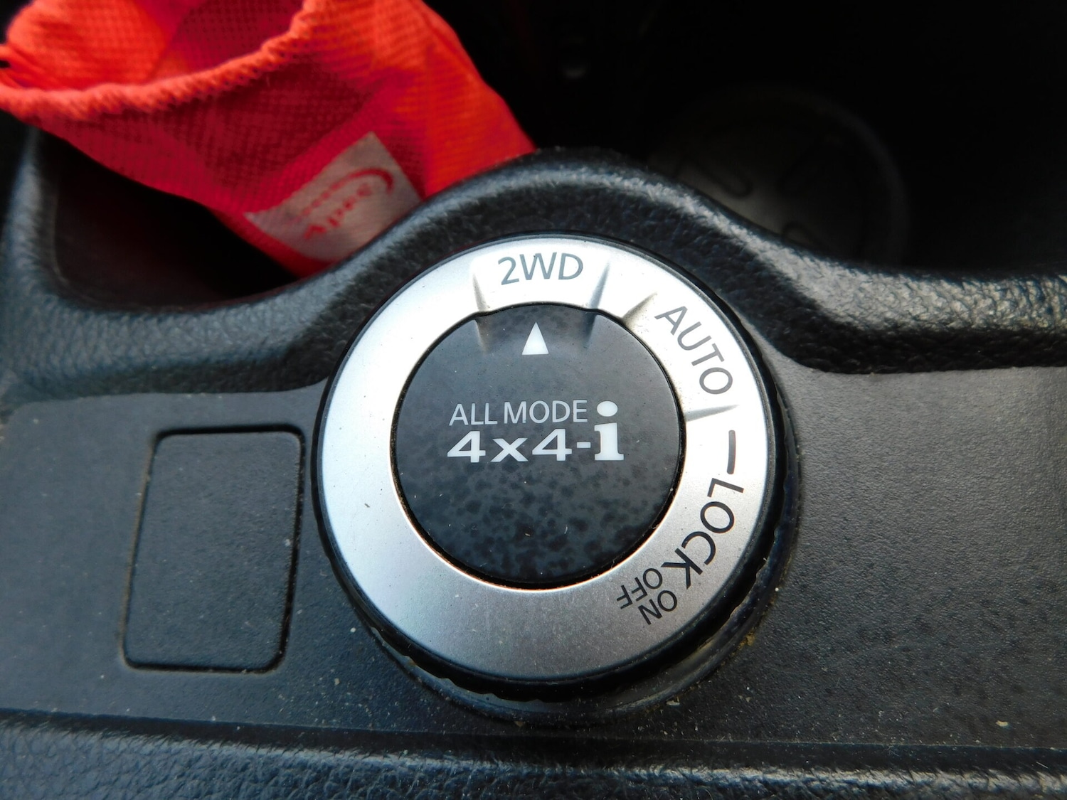 Used Nissan X-Trail 2014 for sale - 77830081: Photo 14