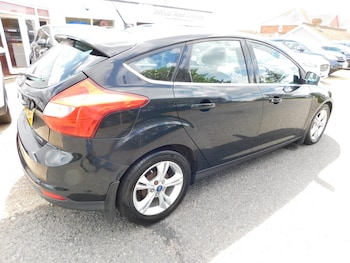 Used Ford Focus 2011 for sale - 78555070: Photo