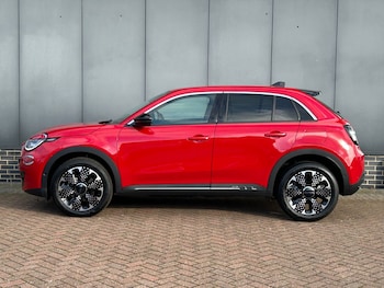 Used Fiat 600 2025 for sale - 76441980: Photo