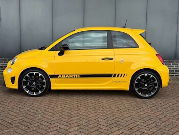 Used Abarth 595 2021 for sale - 78049733: Photo