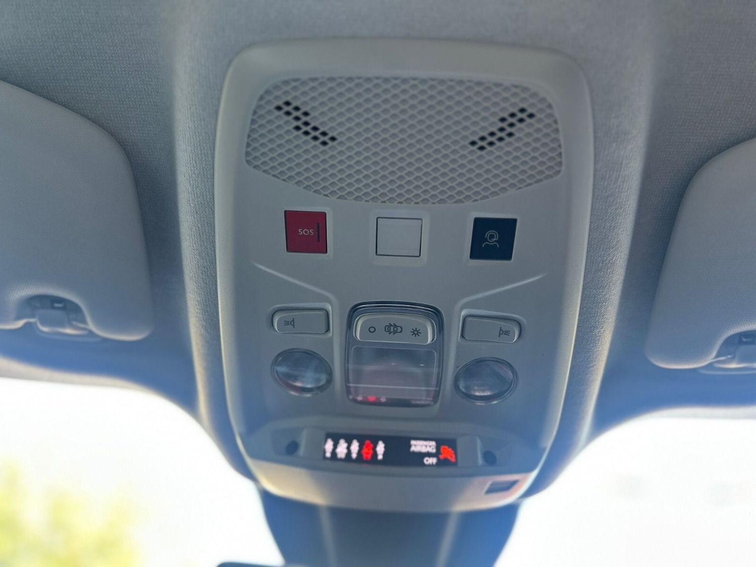 Vehicle 28