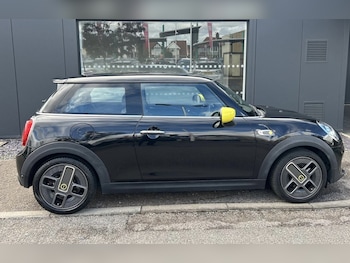 Used MINI Hatch 2020 for sale - 76015071: Photo