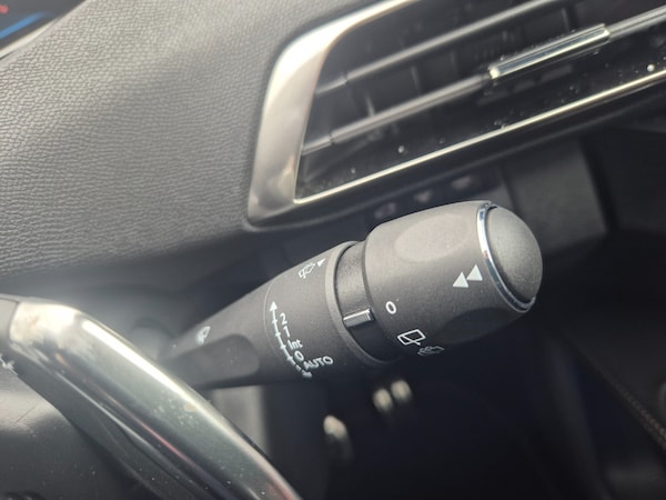 Used Peugeot 5008 2024 for sale - 75672009: Photo 37