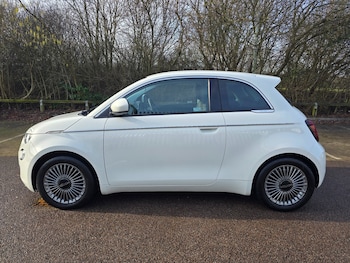 Used Fiat 500 2023 for sale - 75354847: Photo