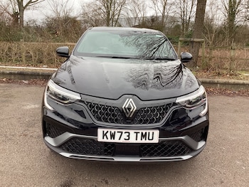 Used Renault Arkana 2023 for sale - 76954491: Photo