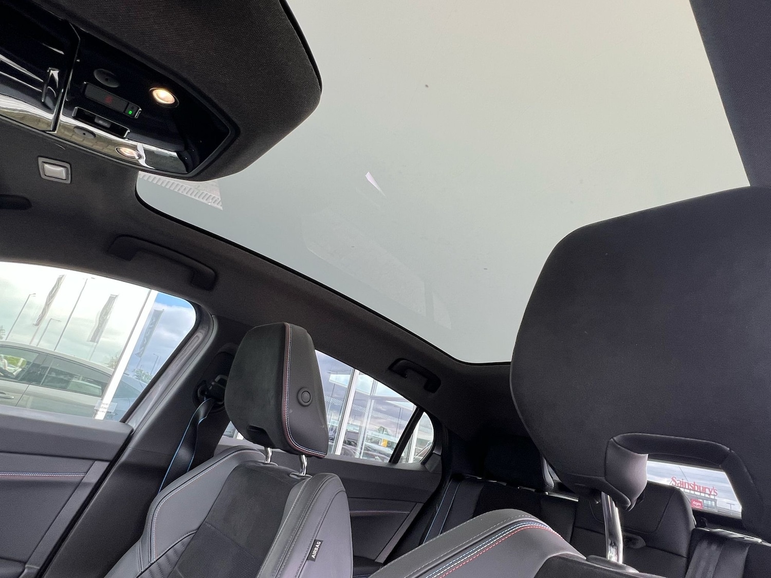 Used Renault Other 2024 for sale - 76869085: Photo 22