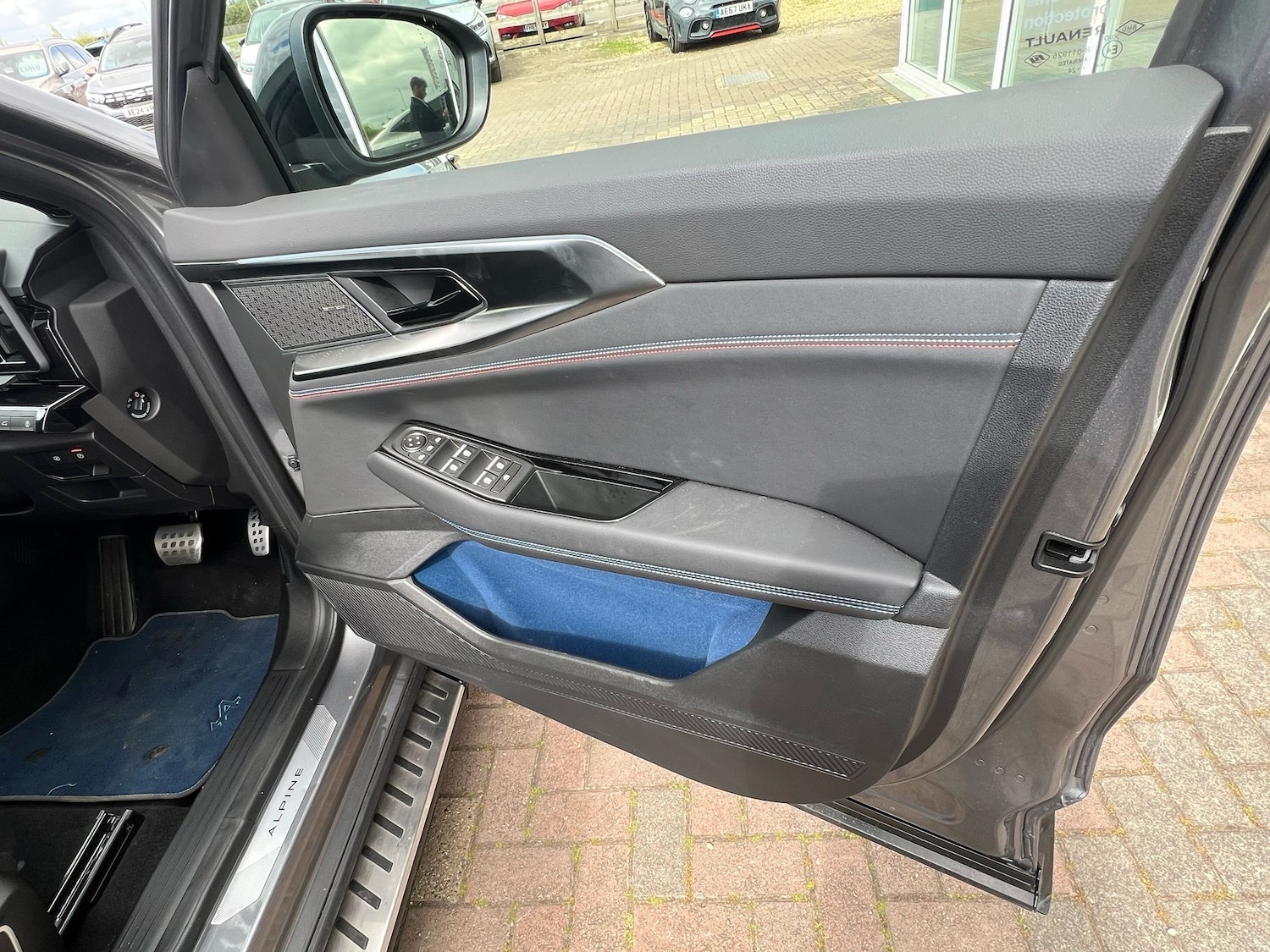 Used Renault Other 2024 for sale - 76869085: Photo 29