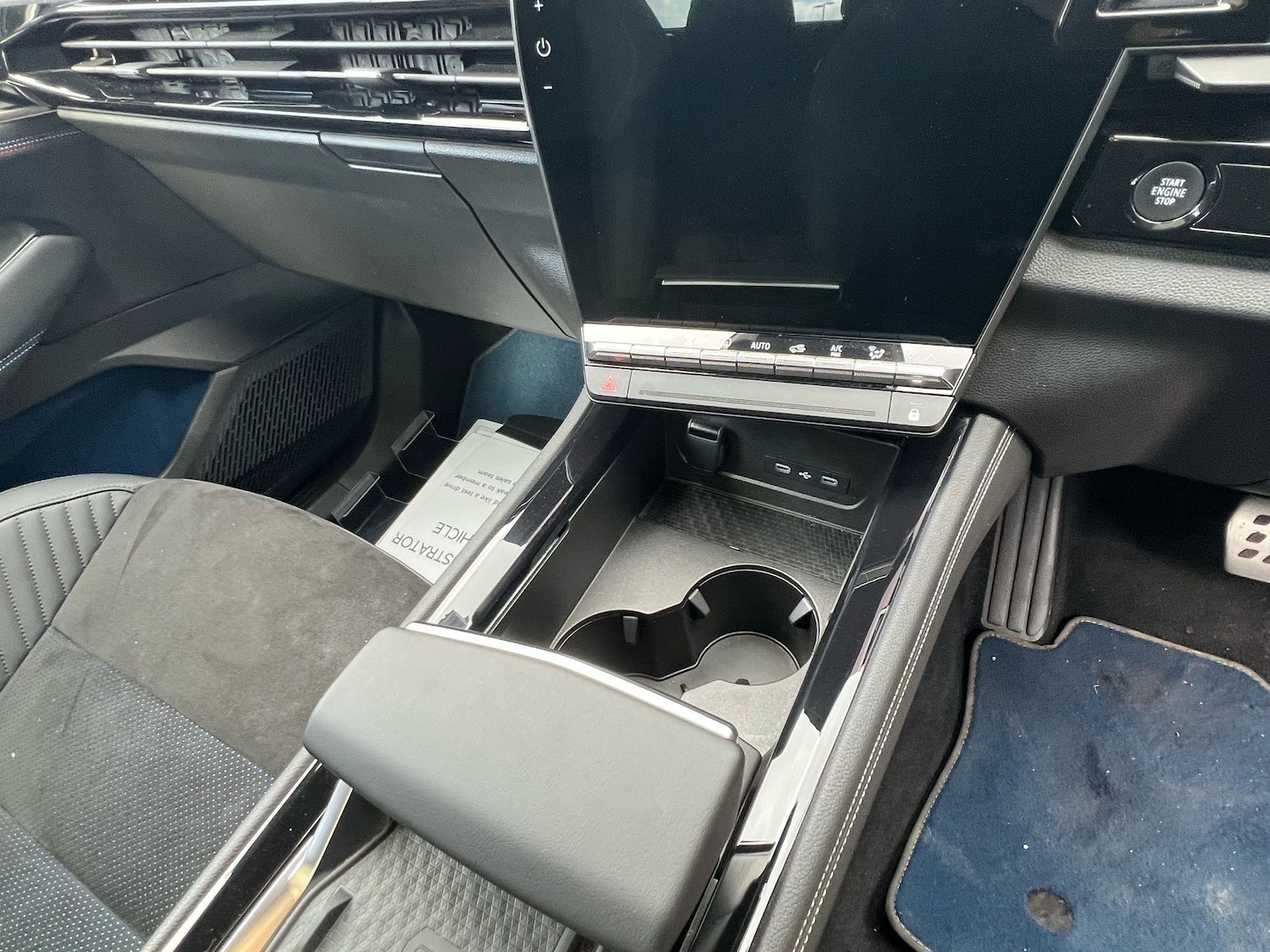 Used Renault Other 2024 for sale - 76869085: Photo 33