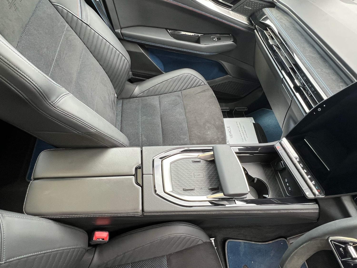 Used Renault Other 2024 for sale - 76869085: Photo 34