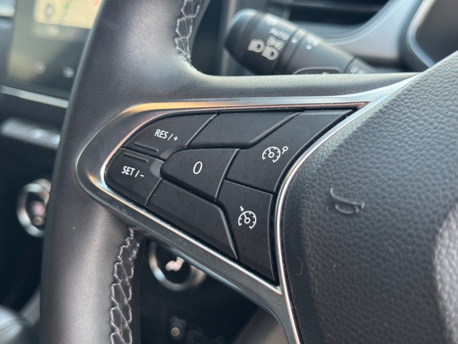 Used Renault Captur 2022 for sale - 77803787: Photo 33