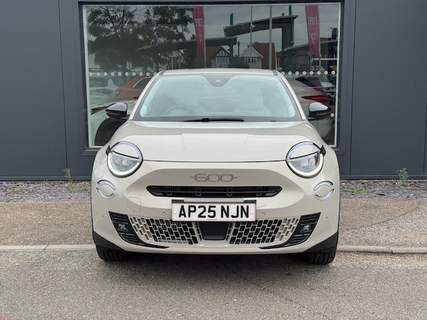 Used Fiat 600 2025 for sale - 76261692: Photo 4