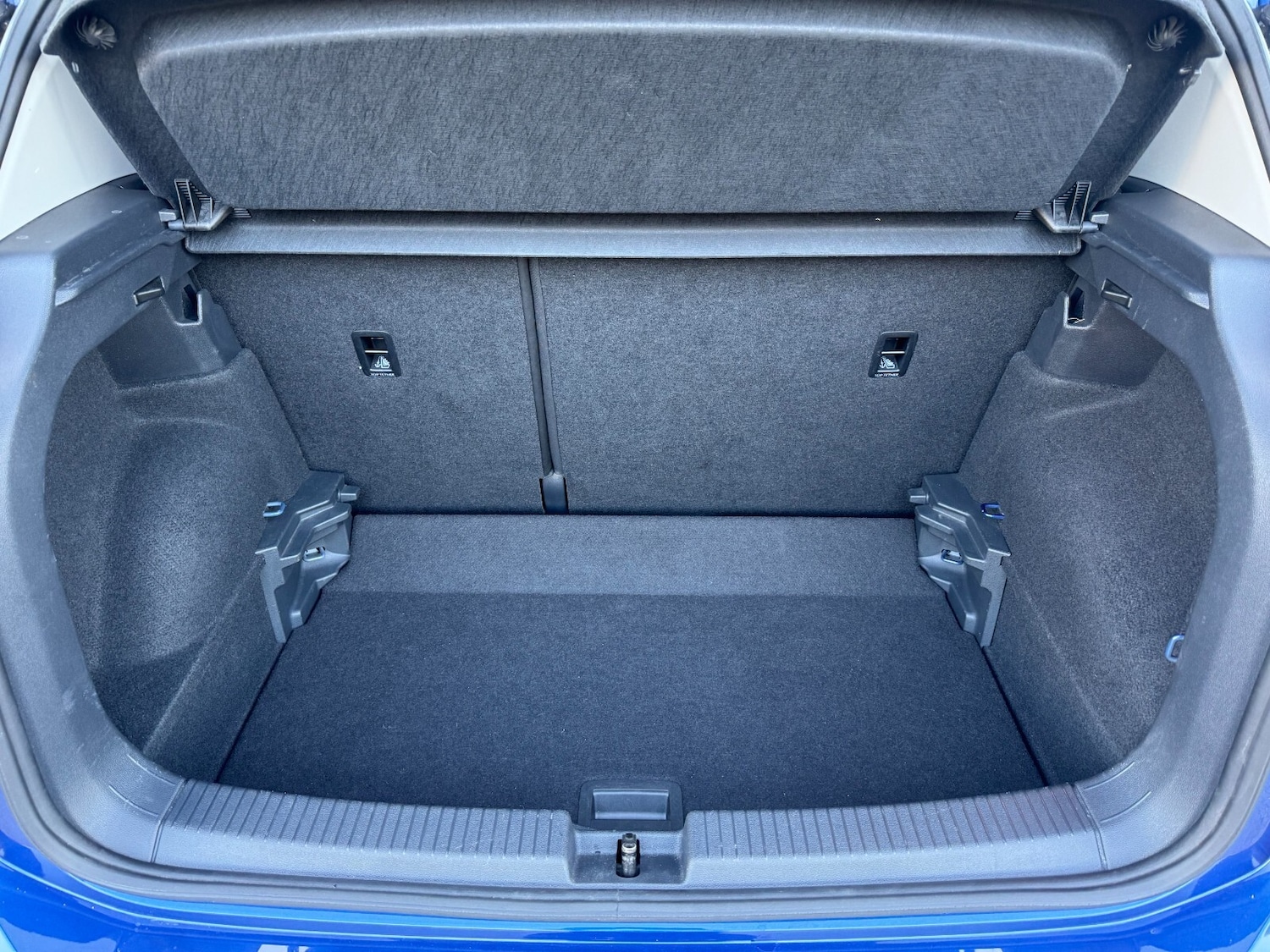 Used Volkswagen T-Cross 2021 for sale - 76361749: Photo 16