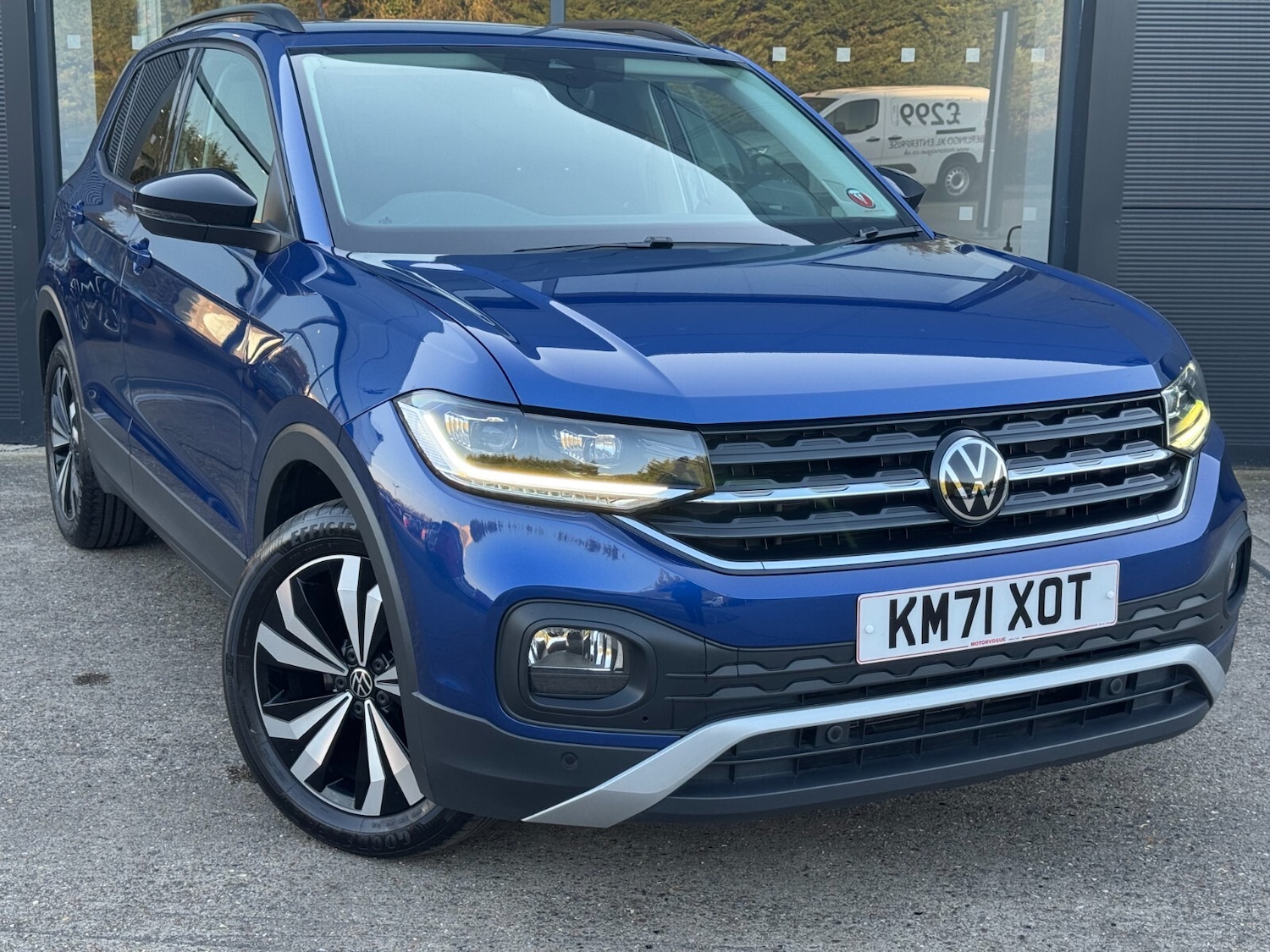 Used Volkswagen T-Cross 2021 for sale - 76361749: Photo 2
