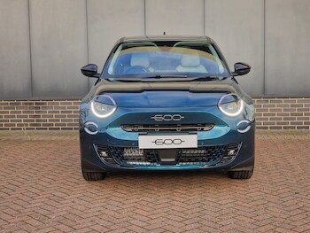 Used Fiat 600 2025 for sale - 78450024: Photo