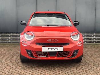 Used Fiat 600 2026 for sale - 77588520: Photo