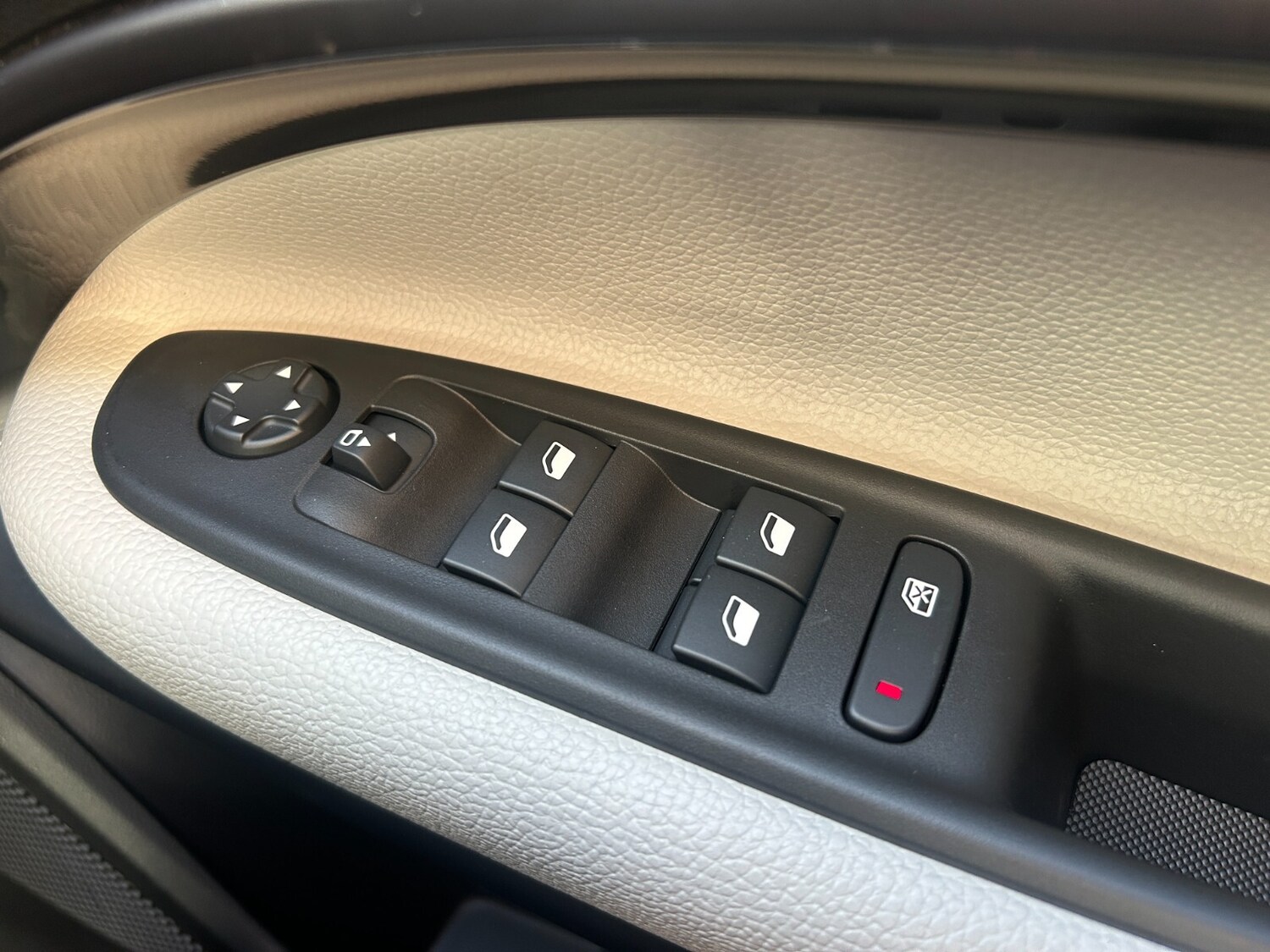 Used Fiat 600 2025 for sale - 77092560: Photo 30